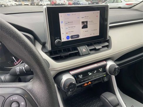 Used 2024 Toyota RAV4 XLE image 23