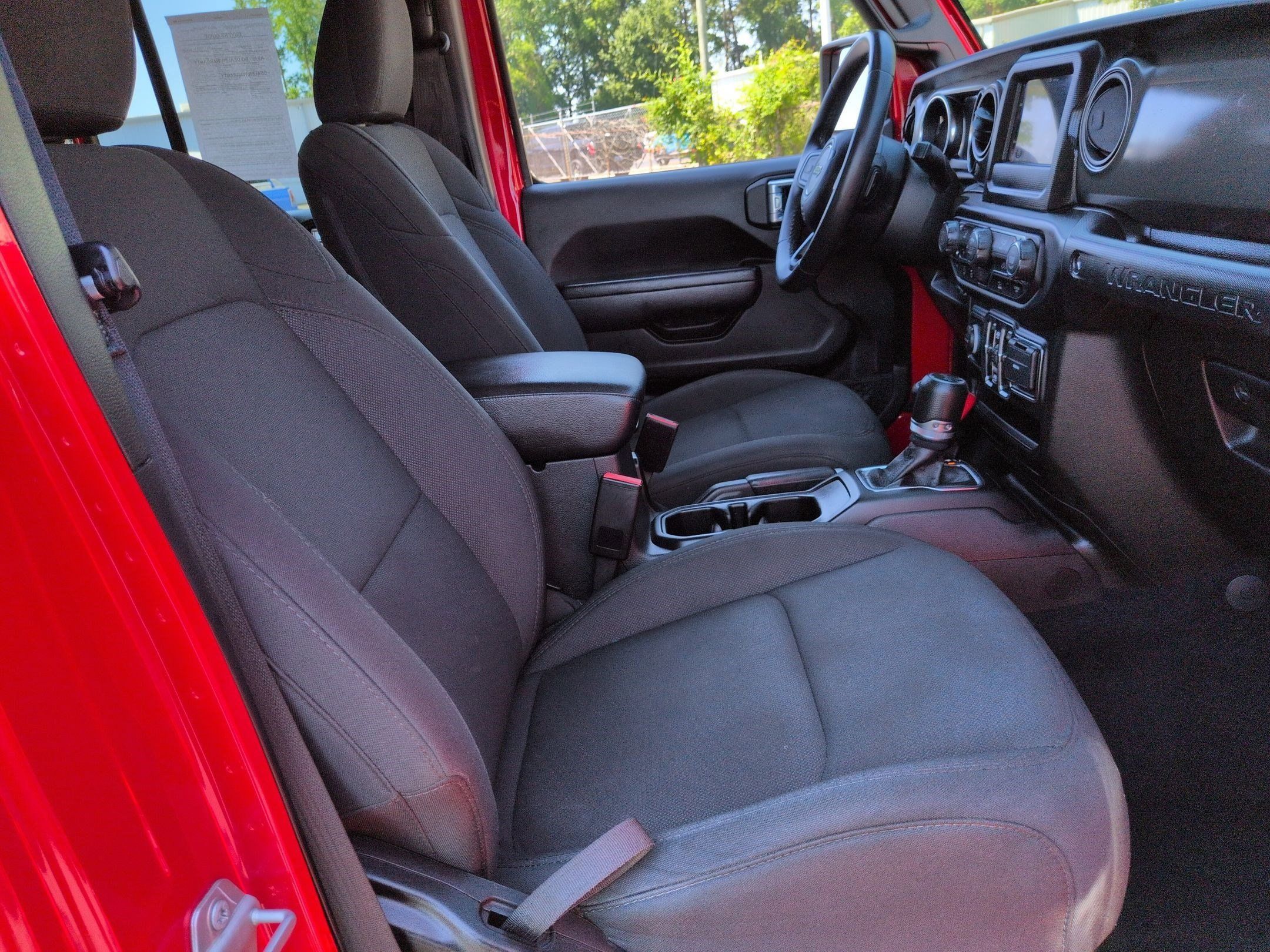 Used 2022 Jeep Wrangler Unlimited Sport AWD/4WD image 33