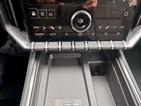 New 2026 GMC Acadia AT4 image 26