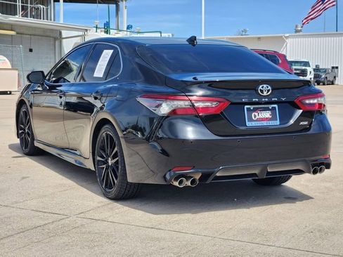 Used 2021 Toyota Camry XSE w/ Navigation Package FWD image 5