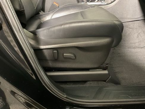 Used 2023 Subaru Ascent Limited image 36