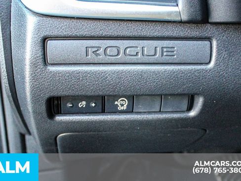 Used 2024 Nissan Rogue S FWD image 28