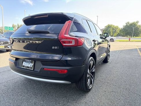 Certified 2023 Volvo XC40 B5 Ultimate w/ Climate Package AWD/4WD image 8