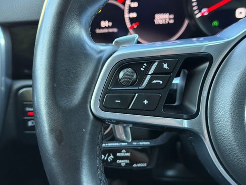 Certified 2023 Porsche Cayenne AWD/4WD image 26