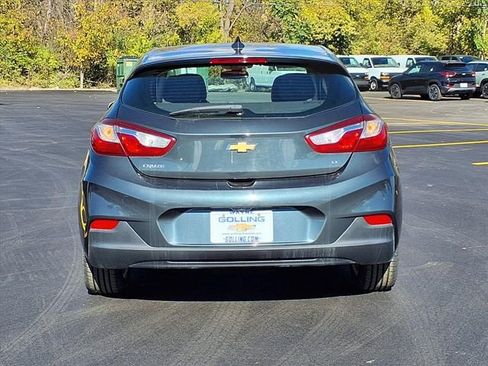 Used 2018 Chevrolet Cruze LT w/ Convenience Package image 21