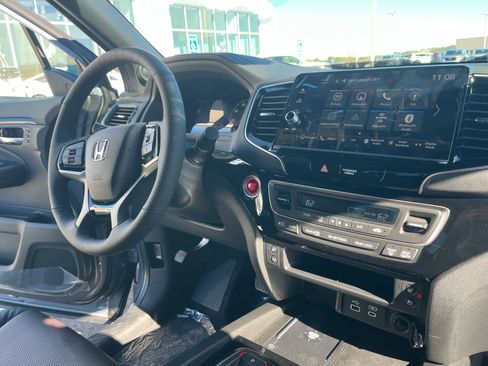 New 2026 Honda Ridgeline Black Edition image 46