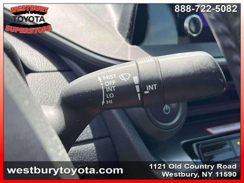 Used 2023 Toyota Prius LE AWD/4WD image 24