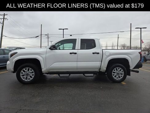 Used 2024 Toyota Tacoma SR w/ SR Upgrade Package AWD/4WD image 4
