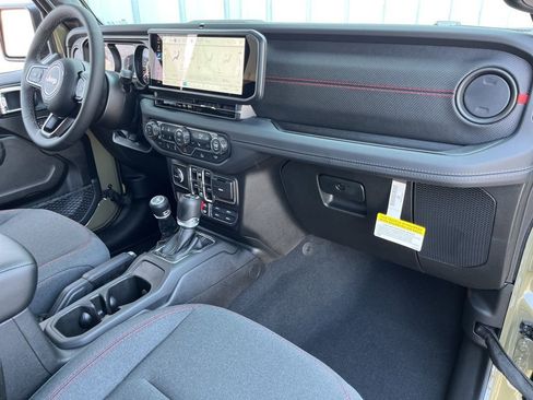 New 2026 Jeep Wrangler Unlimited Rubicon AWD/4WD image 35