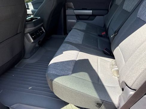 Certified 2026 Ford F250 XLT w/ XLT Premium Package AWD/4WD image 17