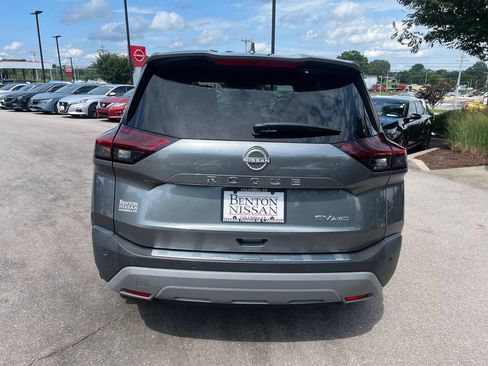 Used 2023 Nissan Rogue SV AWD/4WD image 5