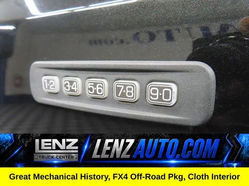 Used 2015 Ford F250 XLT w/ XLT Premium Package AWD/4WD image 39