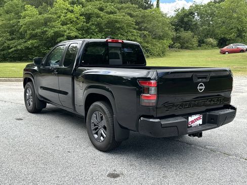 New 2025 Nissan Frontier SV w/ SV Convenience Package image 7