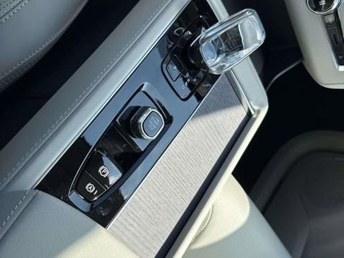 New 2026 Volvo XC90 B6 Ultra image 28