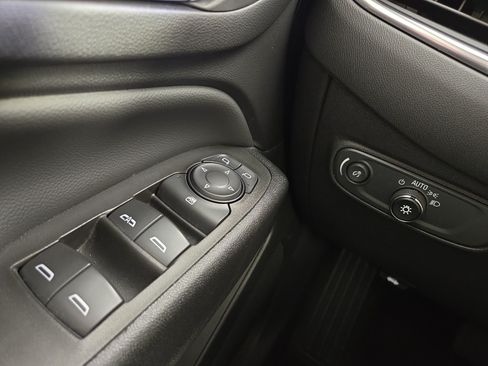 Certified 2024 Chevrolet Equinox LT FWD image 29