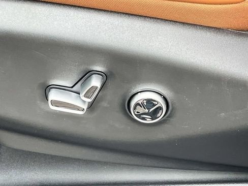 New 2026 Chrysler Pacifica Pinnacle image 24