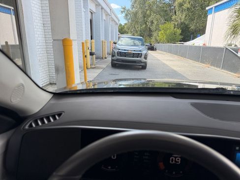 Used 2025 Hyundai Kona SEL image 34