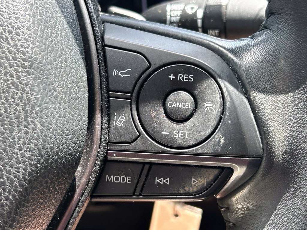Used 2022 Toyota Camry SE FWD image 24