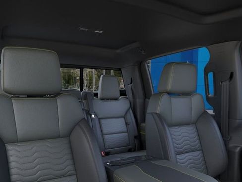 New 2026 Chevrolet Silverado 1500 ZR2 image 24