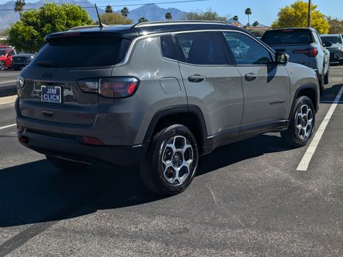 Used 2022 Jeep Compass Trailhawk w/ Trailhawk Elite Group image 2