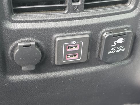 Used 2021 Nissan Titan PRO-4X w/ Off Road Protection Package AWD/4WD image 11