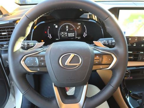 Used 2025 Lexus NX 350 AWD w/ Luxury Package image 7