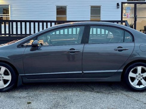 Used 2011 Honda Civic LX-S image 4