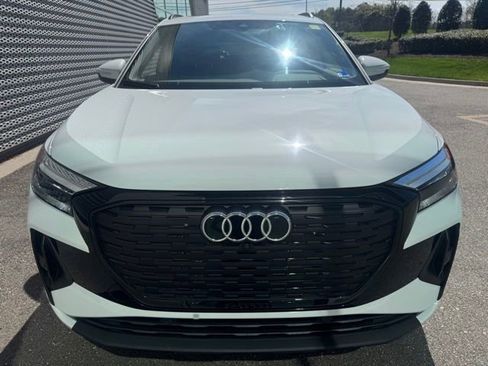 Certified 2025 Audi Q4 e-tron Premium Plus w/ Premium Plus AWD/4WD image 7