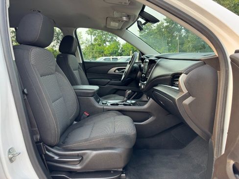 Used 2018 Chevrolet Traverse LS FWD image 20