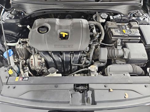 Used 2022 Kia Forte LXS image 21