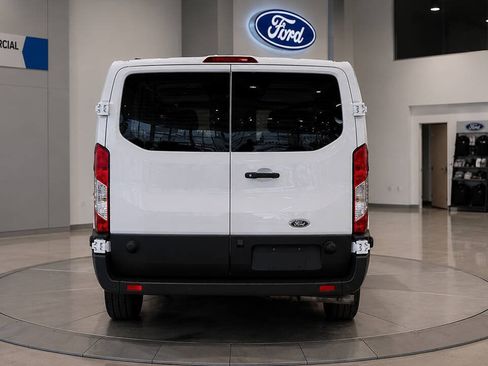 Used 2024 Ford Transit 250 Low Roof RWD image 4
