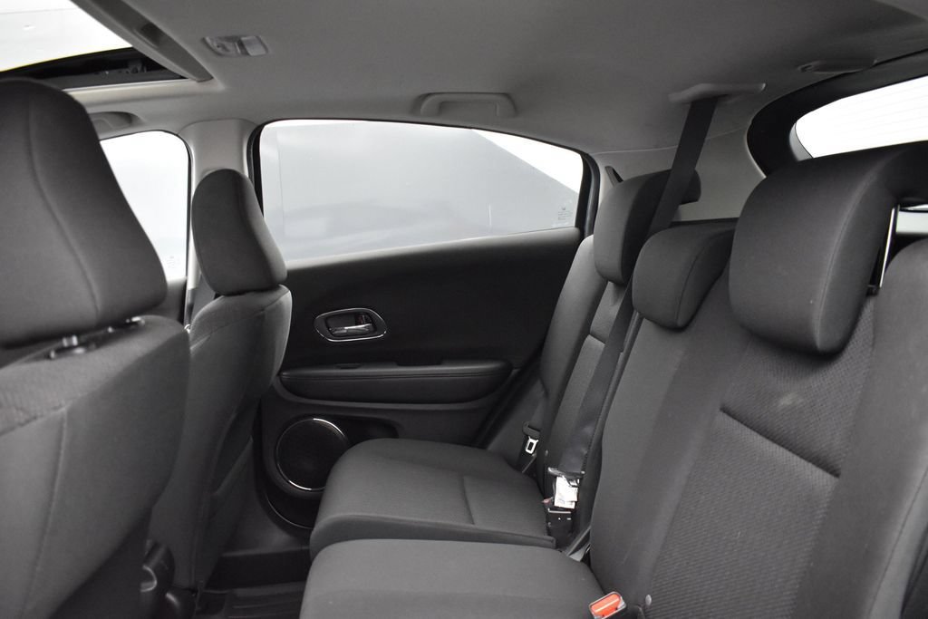 Used 2018 Honda HR-V EX image 8