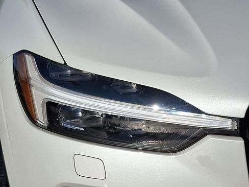 Certified 2023 Volvo XC60 B5 Plus w/ Protection Package Premier image 9