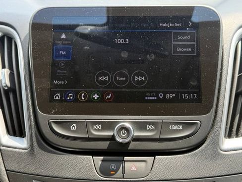 Used 2025 Chevrolet Malibu LT FWD image 22