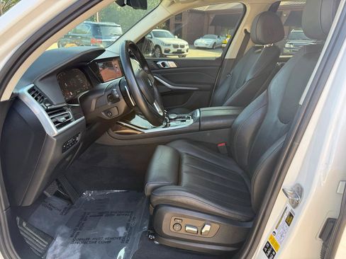 Used 2020 BMW X7 xDrive40i w/ Premium Package AWD/4WD image 13