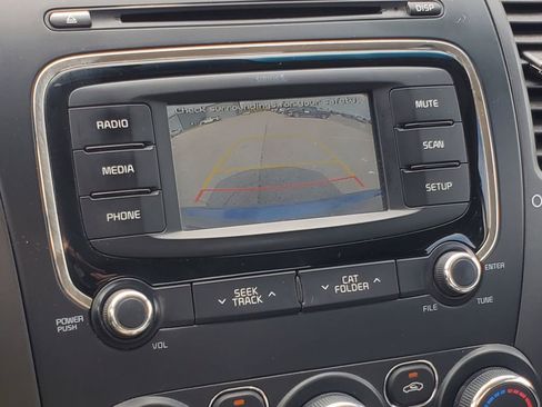 Used 2018 Kia Forte LX w/ LX Rear Camera Package image 18