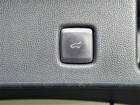 Used 2022 Ford Escape SEL image 27