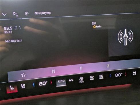 New 2025 Audi Q5 Premium Plus w/ Premium Plus AWD/4WD image 12