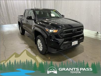 New 2025 Toyota Tacoma SR5