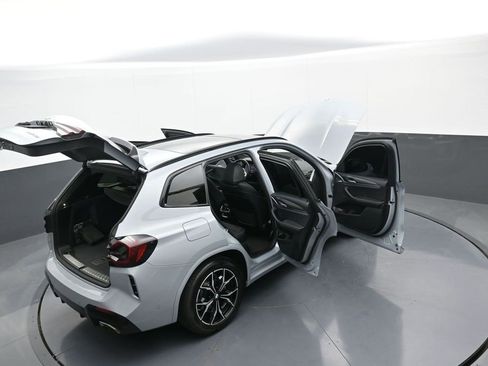 Used 2024 BMW X3 xDrive30i w/ Premium Package image 44