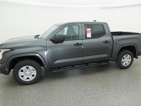 New 2026 Toyota Tundra SR image 2