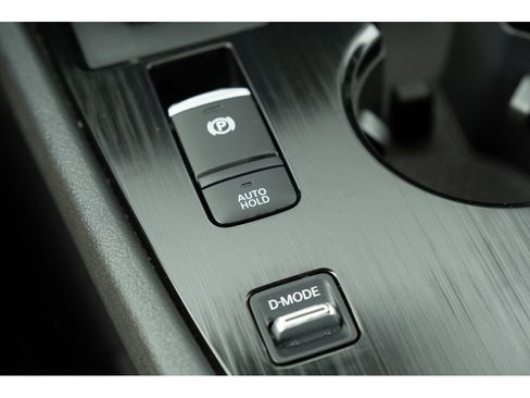 Used 2025 Nissan Rogue SV w/ SV Premium Package FWD image 28