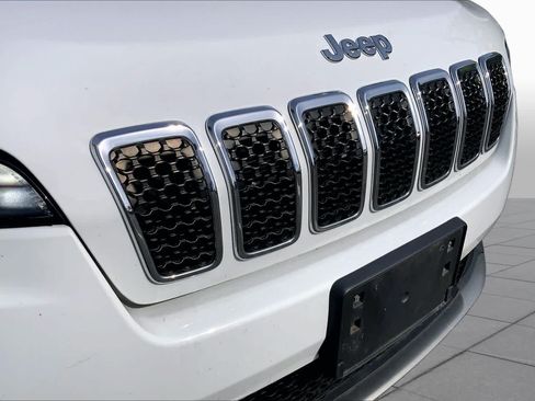 Used 2020 Jeep Cherokee Limited AWD/4WD image 30
