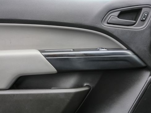 Used 2022 Chevrolet Colorado W/T w/ WT Convenience Package image 19