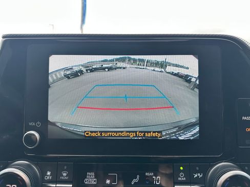 Used 2023 Toyota Highlander XSE AWD/4WD image 18