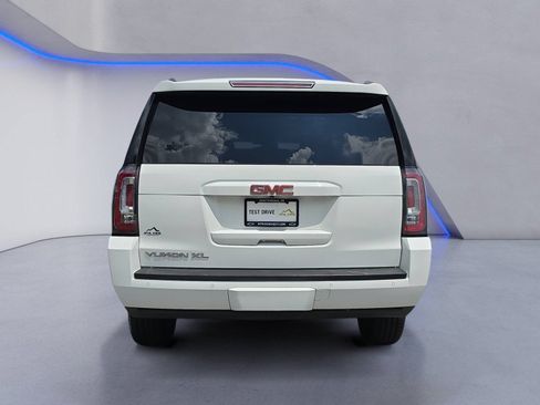 Used 2016 GMC Yukon XL SLT RWD image 9