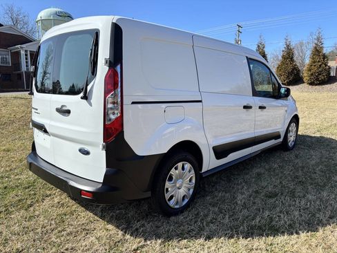 Used 2019 Ford Transit Connect XL image 4