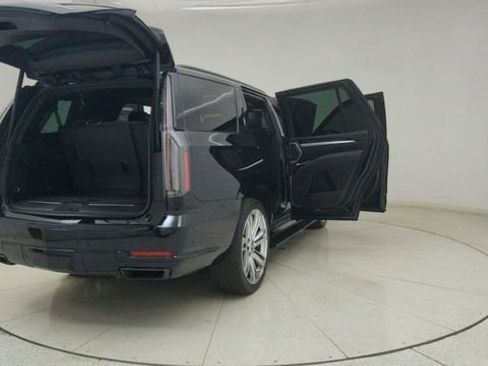 Used 2025 Cadillac Escalade Sport w/ Touring Package image 84