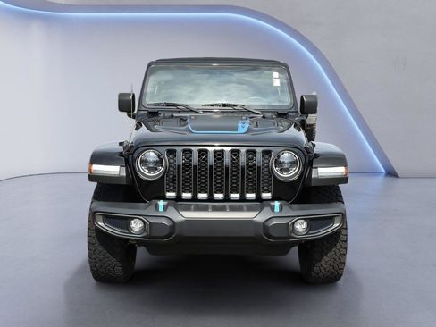 Used 2023 Jeep Wrangler Unlimited Rubicon 4xe w/ Cold Weather Group AWD/4WD image 11
