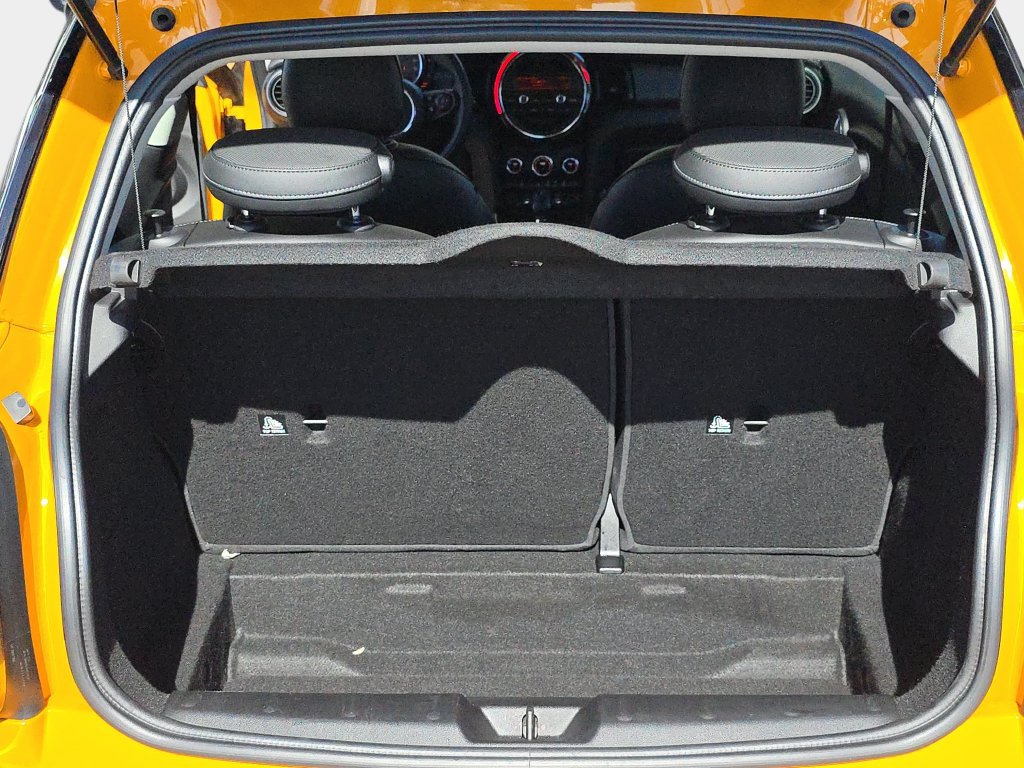 Used 2015 MINI Cooper 2-Door Hardtop FWD image 14